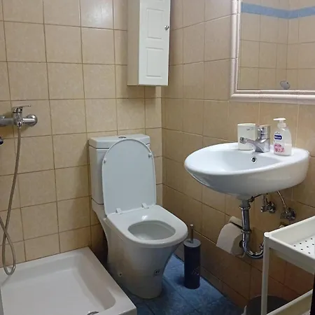 Bezari Pool Metochia Fratzeskiana