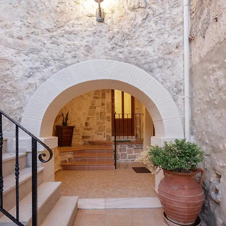 Bezari Pool Villa
